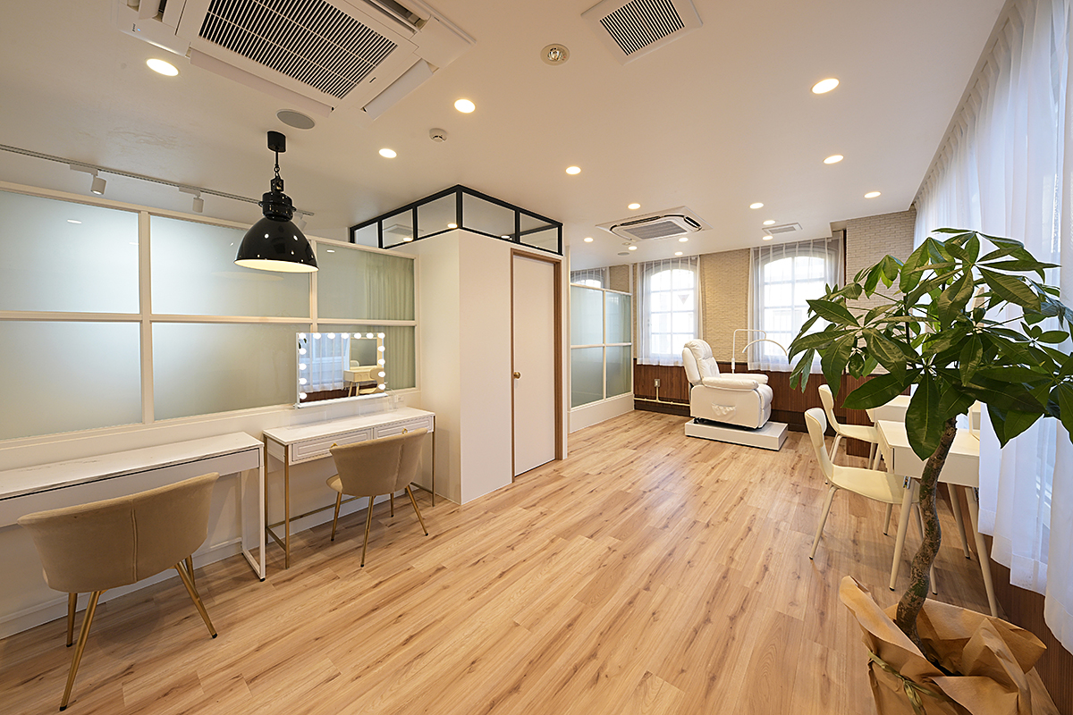 eye salon I’LL spa salon Last / HYOGO