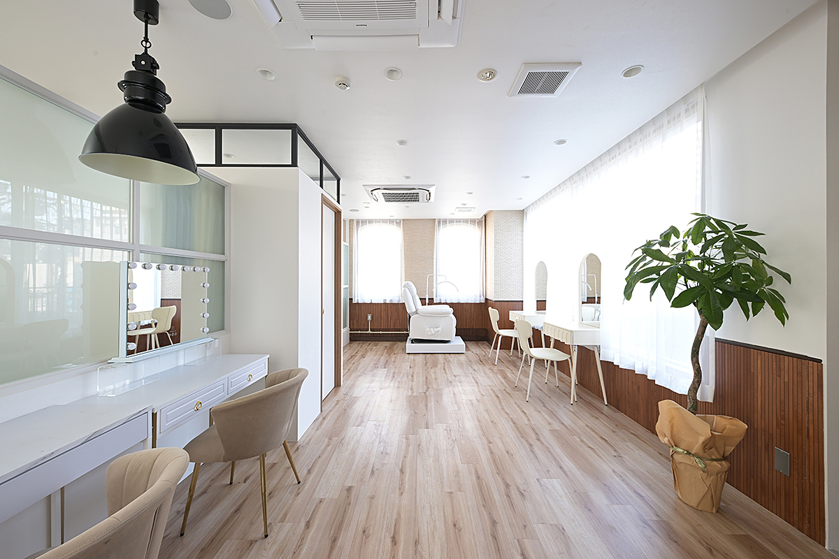 eye salon I’LL spa salon Last / HYOGO