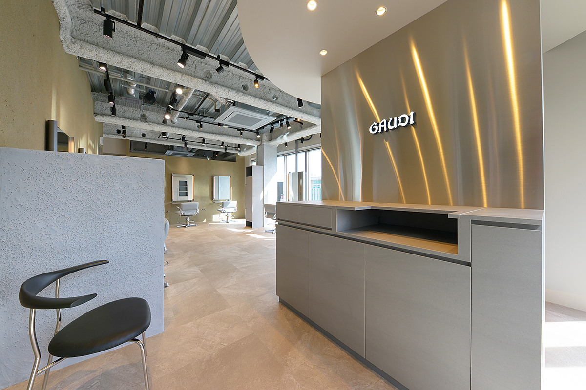 men's salon Gaudi 西宮北口店 / HYOGO