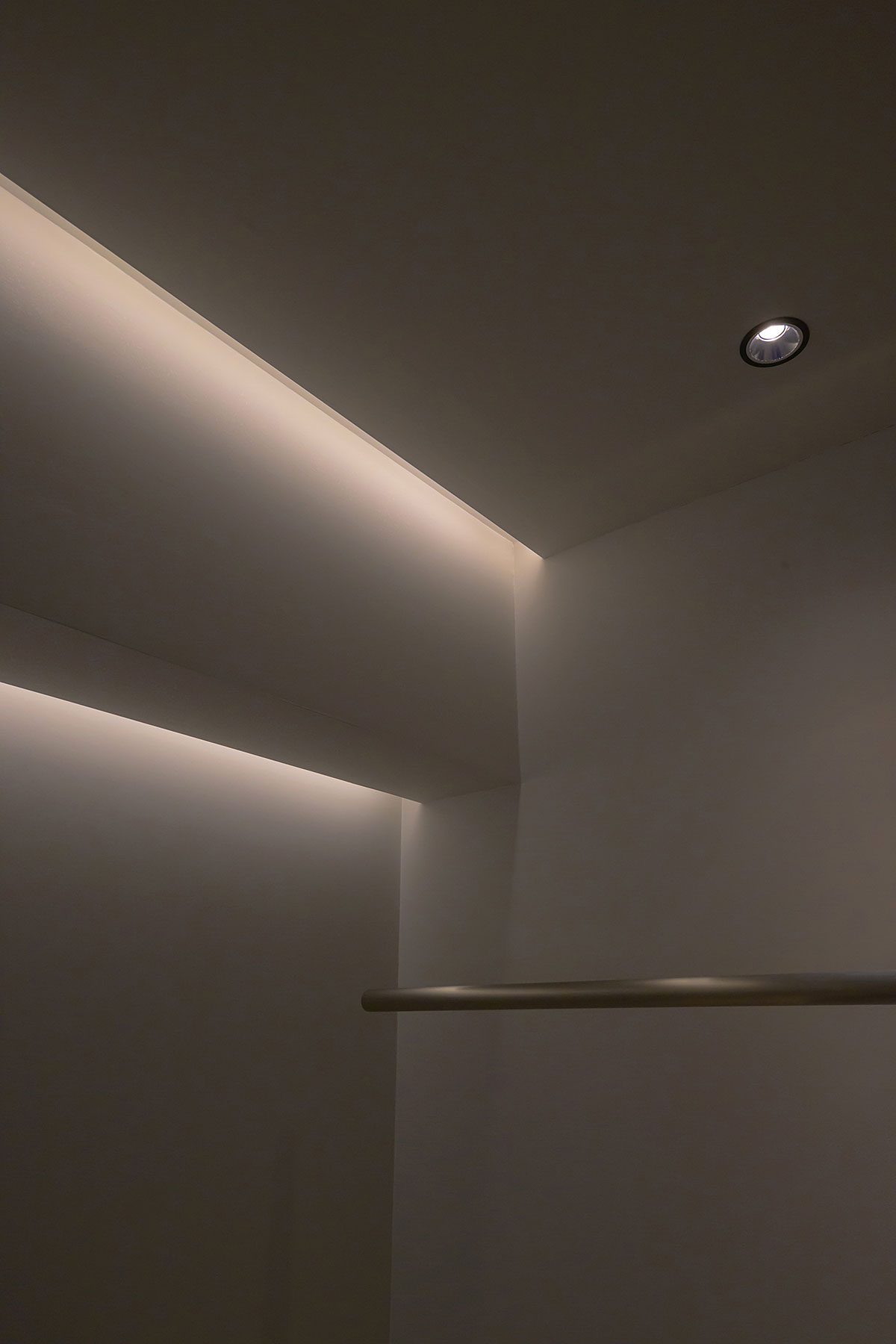 Minimalist room / OSAKA