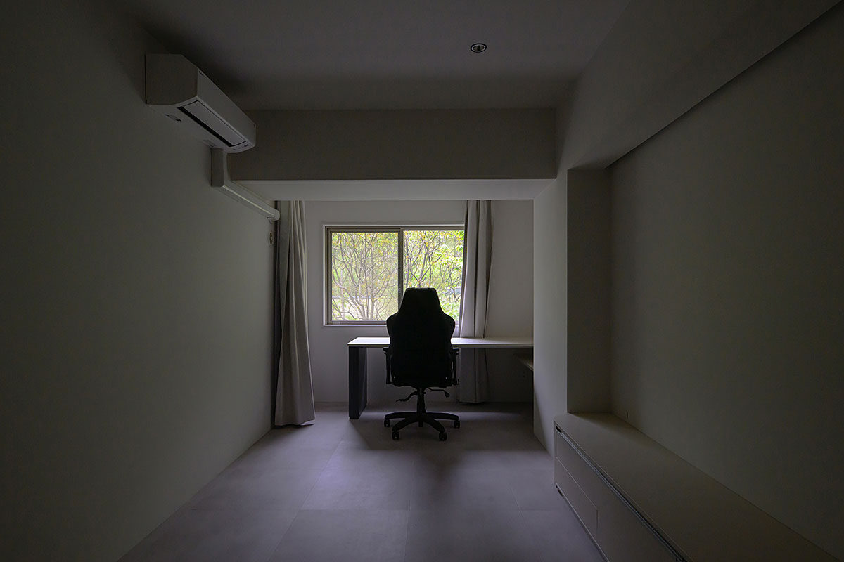 Minimalist room / OSAKA
