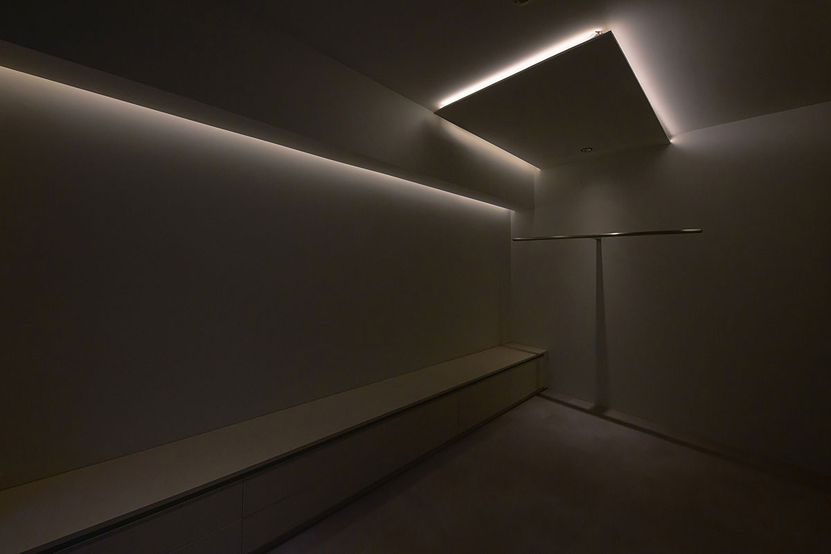 Minimalist room / OSAKA