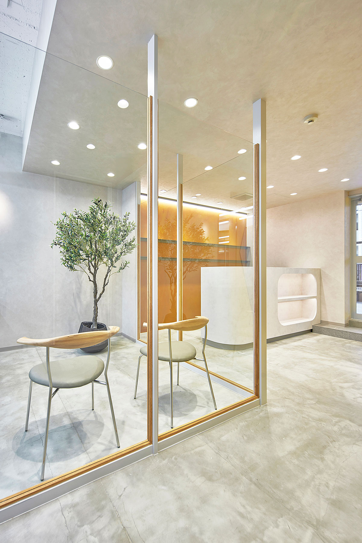 ROOST 南堀江店 Beauty / OSAKA