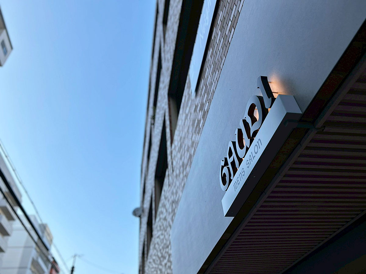 men’s salon Gaudi 広島駅前店 / HIROSHIMA