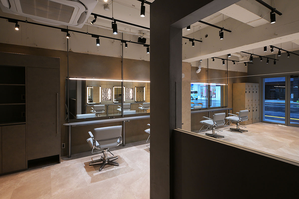 men’s salon Gaudi 広島駅前店 / HIROSHIMA